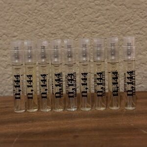 NOTEWORTHY n,144 Parfum Spray
Lot of 9 - .05 oz. Each *Brand New*